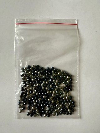 Perline sfaccettate e rotonde blu, grigie/argento
