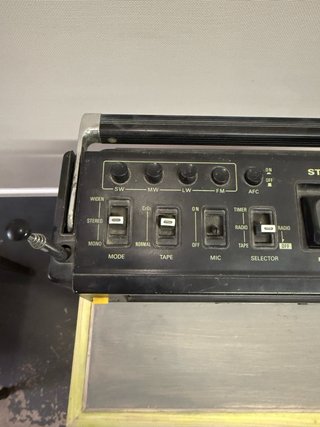 Sanyo M9980LU Boombox Radio Cassette 4 Band Stereo