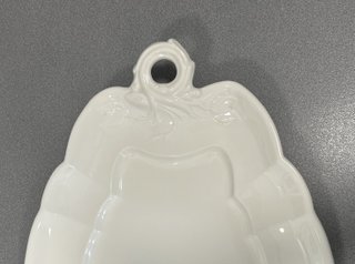2 Grandes bandejas,porcelana La Cartuja de Sevilla