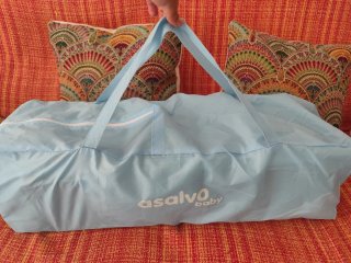Cuna de viaje azul  Cuna + colchón 25€