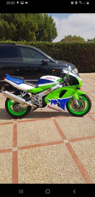 Kawasaki ZXR 750L '93 de segunda mano por 8.950 EUR en Bormujos en