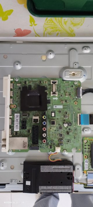 Piezas TV Samsung UE32F6510 Pantalla partida