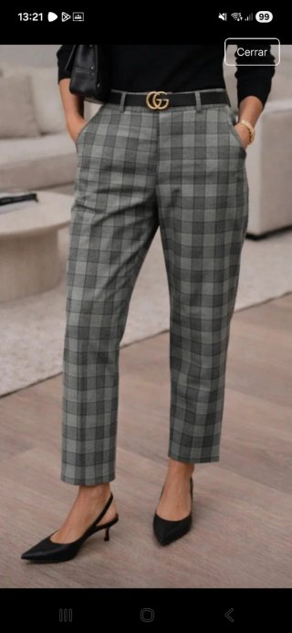 Pantalón de cuadros Zara