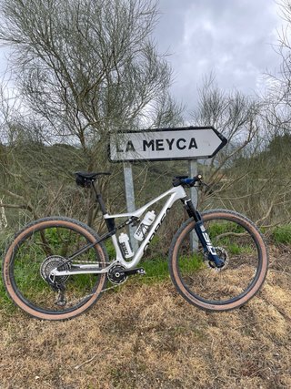 Orbea Oiz M-LTD 2025