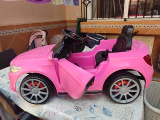 Coche teledirigido infantil rosa