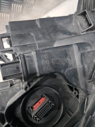 Faro Xenon izquierdo Volkswagen Scirocco