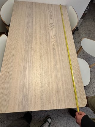 Mesa de cocina y 4 sillas