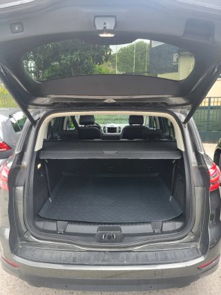 Ford S-MAX 2.5 190 FHEV titanium