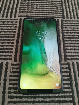 Samsung A10