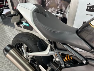 TRIUMPH Speed 1200 RR