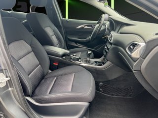 Infiniti Q30 1.5D 80 kW (109 CV)