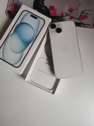 iPhone 15 128GB Blanco - 86% Batería