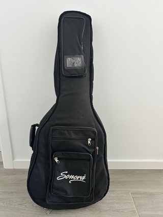 Guitarra Clásica Madera Natural con Funda