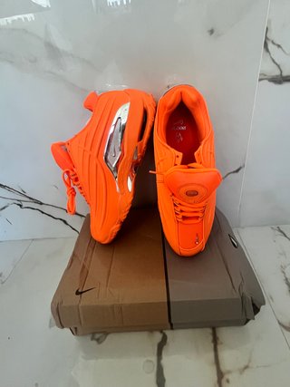 Scarpe Nike Arancioni pronta consegna