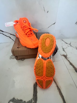 Scarpe Nike Arancioni pronta consegna
