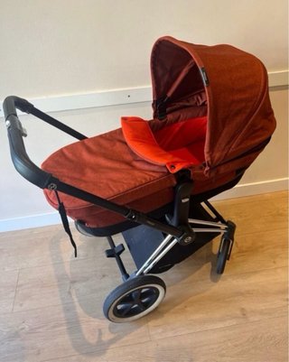 Carrito de bebe Cybex priam + huevito +regalos