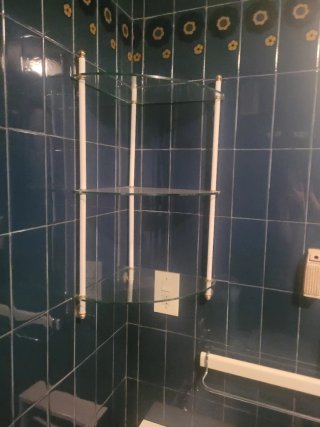 Repisa de esquina de cristal con 3 baldas