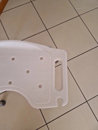 Seduta per doccia in metallo e plastica