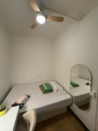 Se alquila habitación en Sant Gervasi