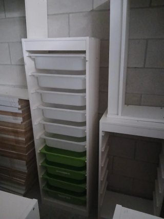Cajoneras Ikea madera con cajones
