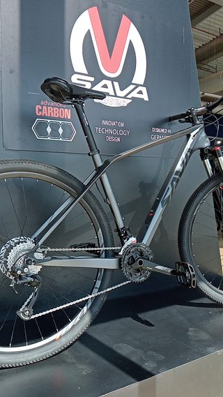 Bicicleta de carbono SAVA nueva