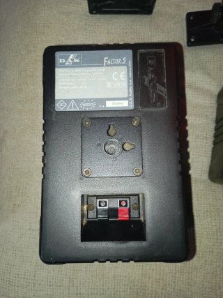 Altavoces Das Factor 5 + Soportes