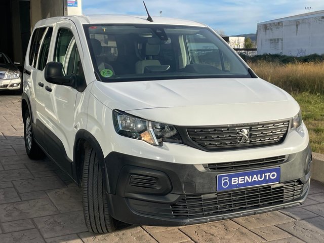 Peugeot Rifter 2021