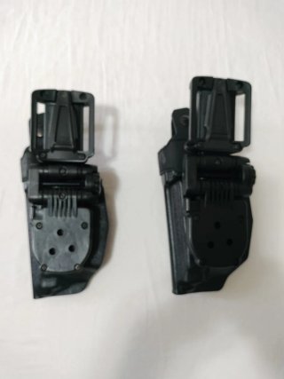 Fondine cuoio e plastica estrazione rapida