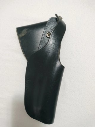 Fondine cuoio e plastica estrazione rapida