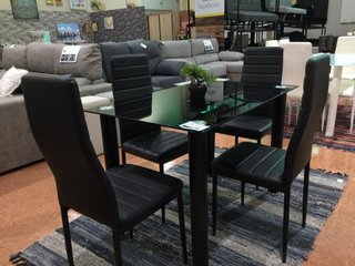 Mesa cristal templado y 4 sillas