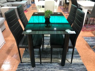 Mesa cristal templado y 4 sillas
