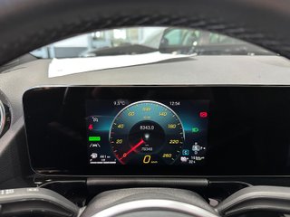 Mercedes CLASE GLA 1.3 218 250E BUSINESS (2020)