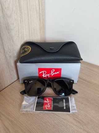 Gafas Ray-Ban Negras Nuevas con Caja