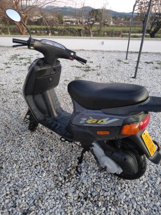 Piaggio Zip SP 50cc Scooter Gris