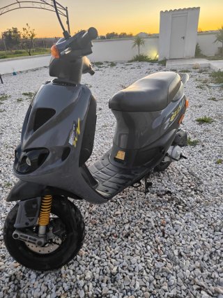 Piaggio Zip SP 50cc Scooter Gris