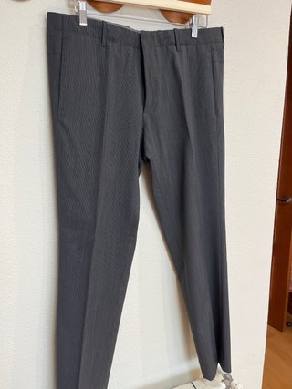 Traje gris CARAMELO Talla L, 1 uso, regalo funda