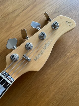Sire Marcus Miller V7 Bajo Eléctrico