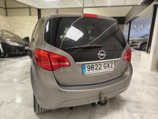 Opel Meriva FULL EQUIP - ENGANCHE 2011