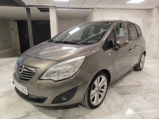 Opel Meriva FULL EQUIP - ENGANCHE 2011