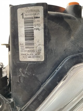 Faro del izq Toyota Auris E18 12-18