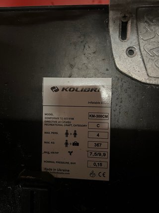 Barca neumática Kolibri con motor 5CV