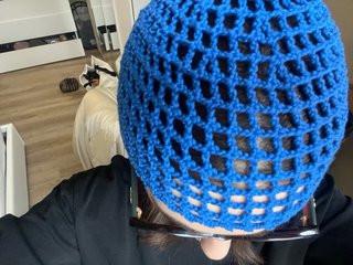 Cuffietta uncinetto mesh hat blu cotone