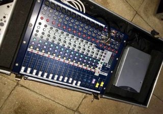 Mesa de mezclas SoundCraft EFX12