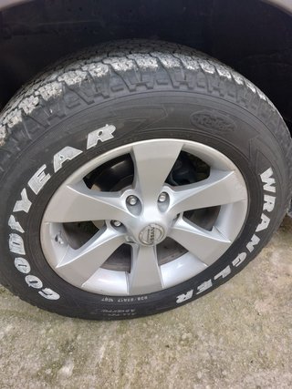 Nissan Terrano II 2004