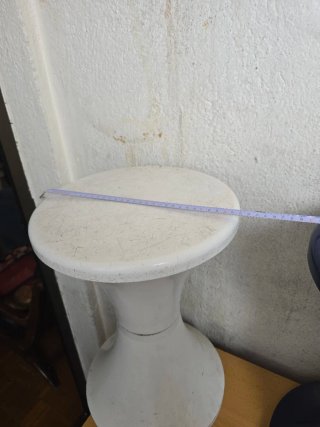 Taburete TamTam blanco antiguo años 60