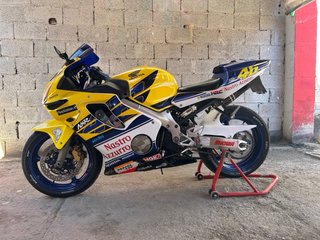 Honda CBR600 Sport - valentino rosi