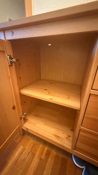 Aparador de madera Ikea