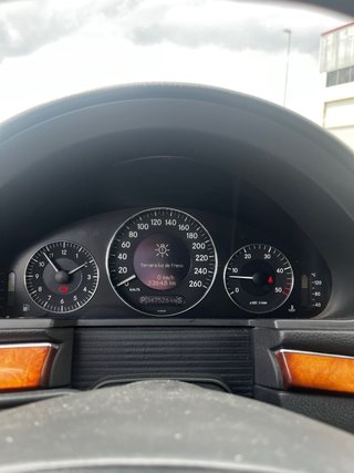 Mercedes-Benz Clase E 2004