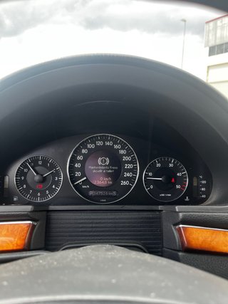 Mercedes-Benz Clase E 2004