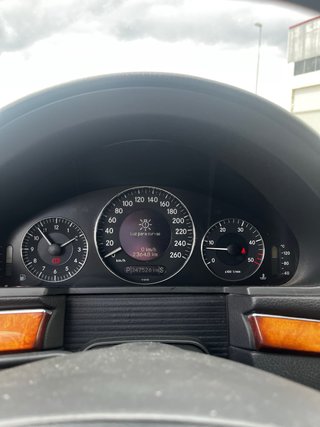 Mercedes-Benz Clase E 2004